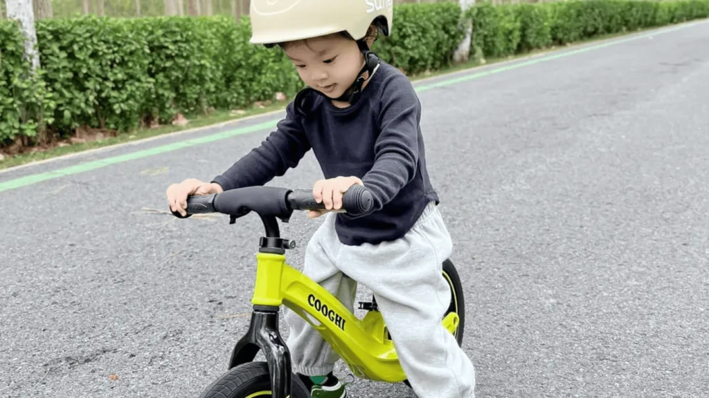 mũ bảo hiểm trẻ em 10 tuổi