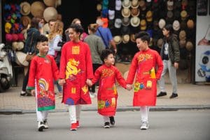Áo Dài Nam Trẻ Con: Lựa Chọn Lý Tưởng Cho Dịp Lễ Tết